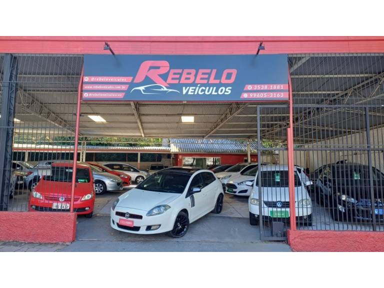 FIAT - BRAVO - 2014/2014 - Branca - R$ 44.900,00