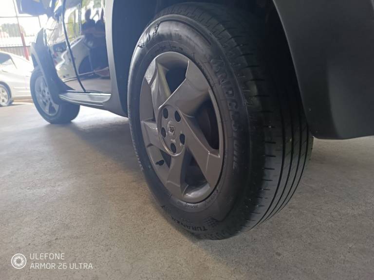 RENAULT - DUSTER - 2013/2013 - Preta - R$ 51.900,00