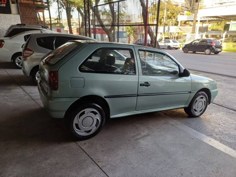 VOLKSWAGEN - GOL - 1995/1995 - Verde - R$ 15.900,00