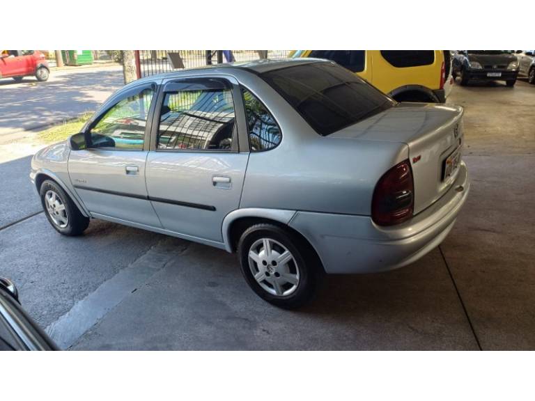 CHEVROLET - CORSA - 2008/2008 - Prata - R$ 23.900,00