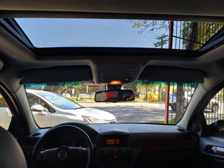 CHEVROLET - VECTRA - 2008/2008 - Preta - R$ 58.900,00