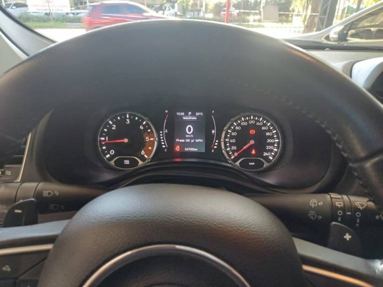 JEEP - RENEGADE - 2020/2021 - Branca - R$ 115.900,00