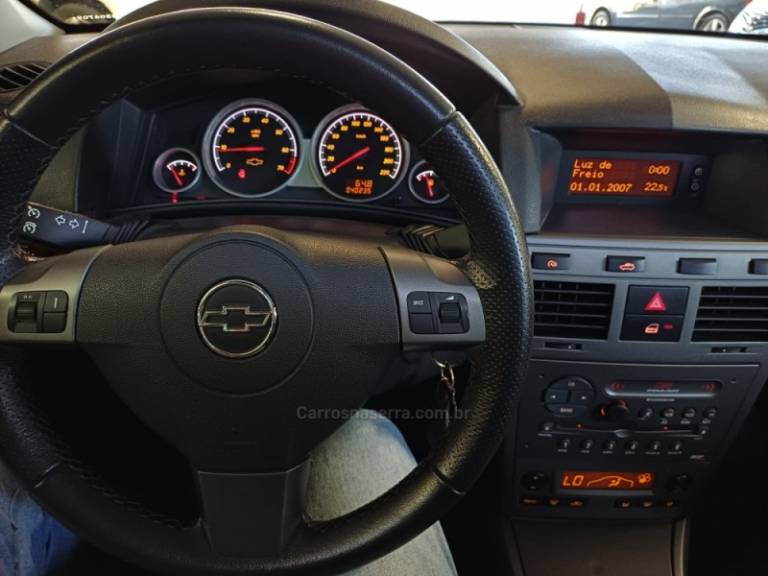 CHEVROLET - VECTRA - 2008/2008 - Preta - R$ 58.900,00