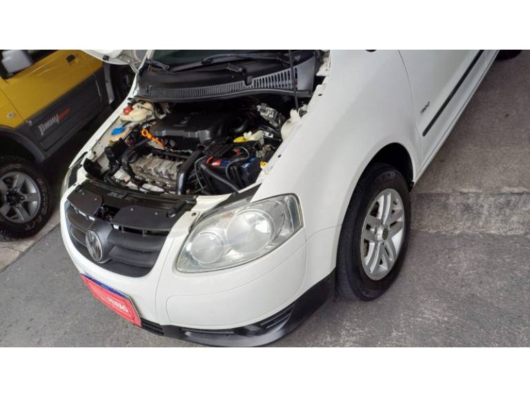 VOLKSWAGEN - FOX - 2010/2010 - Branca - R$ 29.900,00