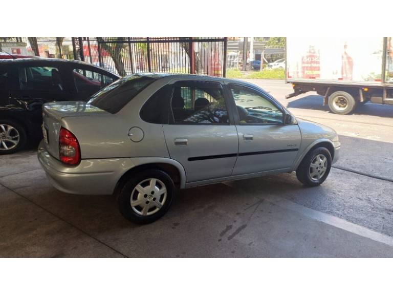 CHEVROLET - CORSA - 2008/2008 - Prata - R$ 23.900,00