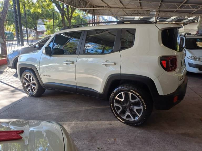 JEEP - RENEGADE - 2020/2021 - Branca - R$ 115.900,00