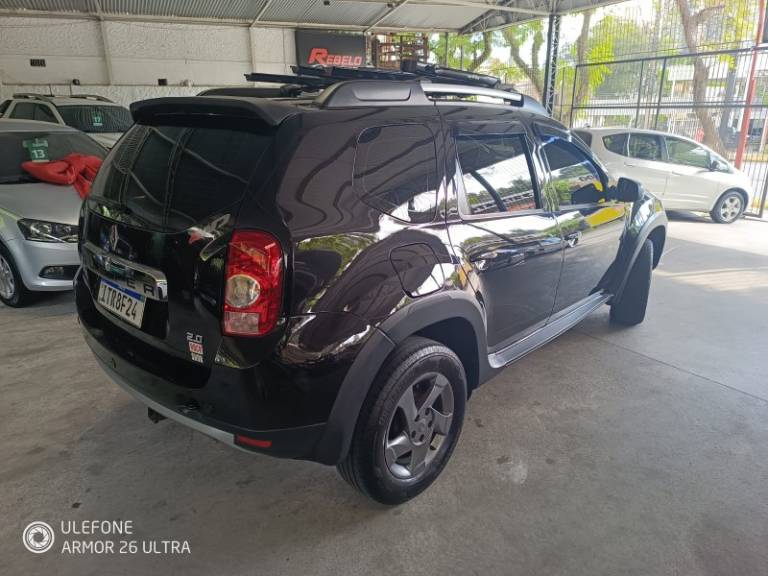 RENAULT - DUSTER - 2013/2013 - Preta - R$ 51.900,00