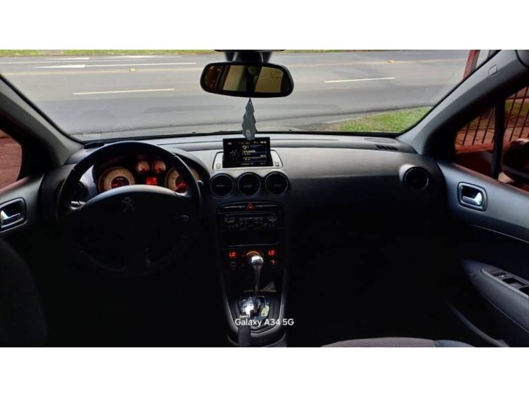 PEUGEOT - 308 - 2013/2013 - Preta - R$ 45.800,00