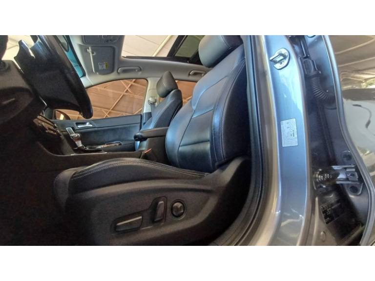 KIA MOTORS - SPORTAGE - 2016/2017 - Cinza - R$ 110.900,00
