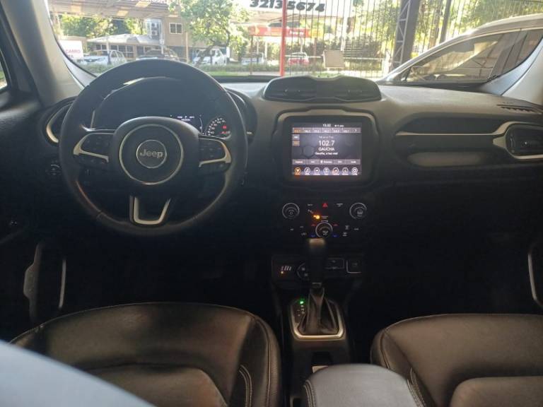 JEEP - RENEGADE - 2020/2021 - Branca - R$ 115.900,00