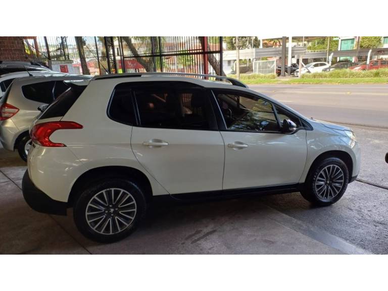 PEUGEOT - 2008 - 2018/2019 - Branca - R$ 62.900,00